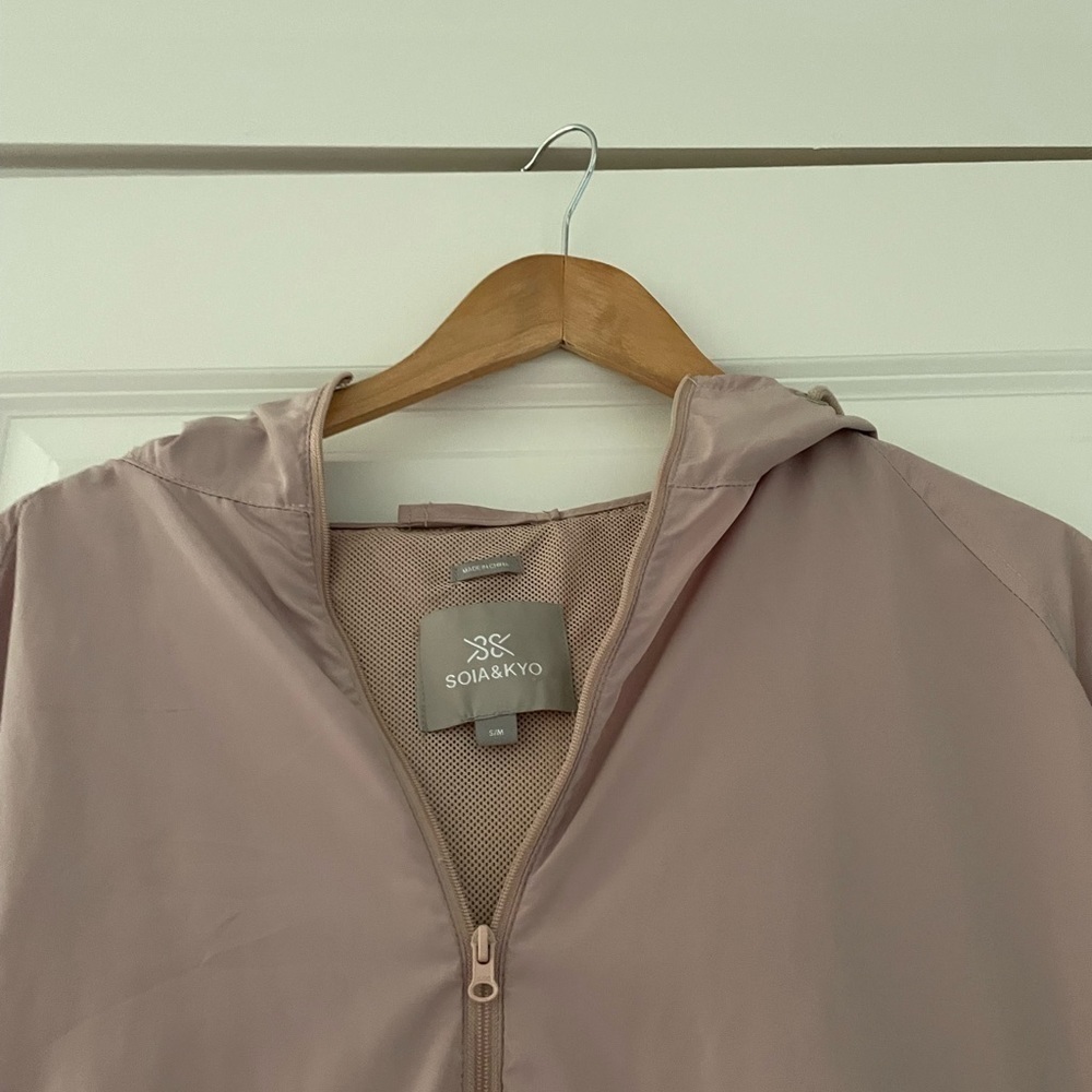 Soia & Kyo Oaklynn Water Resistant Windbreaker Rain Jacket - Picture 12 of 14